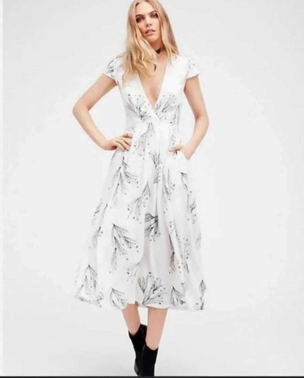 Free People Printed Retro Midi Dress Faux Wrap SZ 6 Boho Indie 90's Coquette